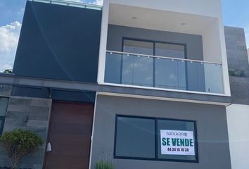 Casa en condominio en  Avenida Los Olivos, Bosque Monarca, Jesús Del Monte, Morelia, Michoacán De Ocampo, 58350, Mex