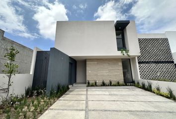 Casa en condominio en  Calle La Estrella, Colinas Del Sol, Morelia, Michoacán De Ocampo, 58253, Mex