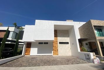 Casa en condominio en  Paseo Del Parque, Morelia, Michoacán De Ocampo, 58254, Mex