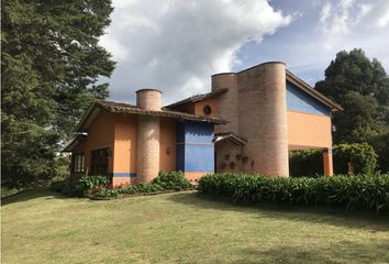 Casa en  Santa María De Los Ángeles, Medellín