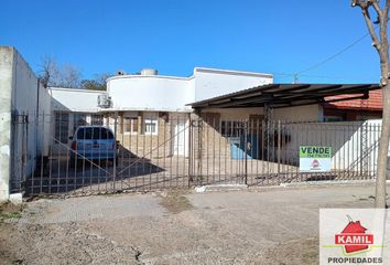 Casa en  Calle Deán Funes 54, General Daniel Cerri, Bahía Blanca, B8105, Provincia De Buenos Aires, Arg