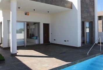 Villa en  Distrito 2 - Urbanizaciones - Los Naúfragos, Torrevieja