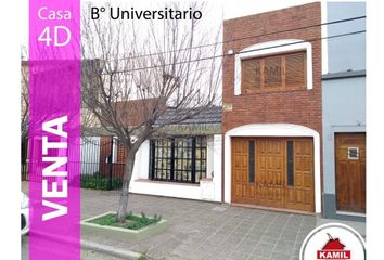 Casa en  Calle Nicaragua 1302, Bahía Blanca, B8003, Provincia De Buenos Aires, Arg