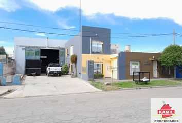 Casa en  Calle French, Bahía Blanca, B8000, Provincia De Buenos Aires, Arg