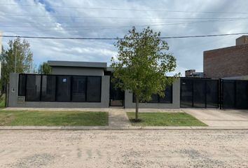 Casa en  Puerto Roldán, Roldán