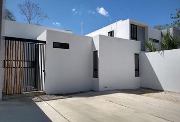 Casa en  Pueblo Cholul, Mérida, Yucatán