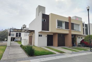 Casa en  Bosques De Cantabria, Toluca