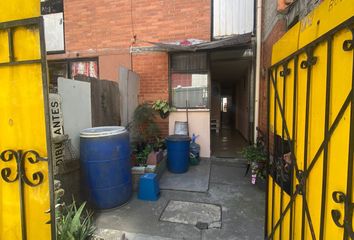 Casa en  Calle Margarita, Los Reyes Ixtacala Segunda Sección, Tlalnepantla, Tlalnepantla De Baz, México, 54075, Mex