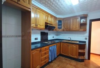 Apartamento en  Elda, Alicante Provincia