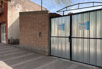 Casa en  Ciudad De Mendoza, Mendoza