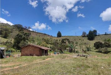 Lote de Terreno en  Girardota, Antioquia