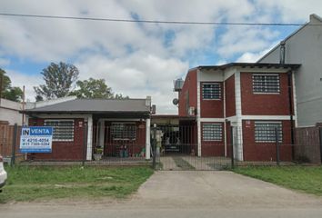 Casa en  Arturo Seguí, Partido De La Plata