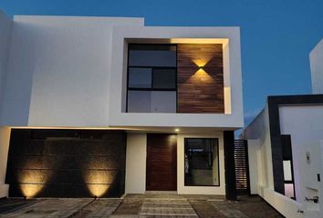 Casa en condominio en  Boulevard Salto Del Moro, Bio Grand, La Antigua Juriquilla, Querétaro, 76226, Mex