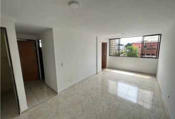 Apartamento en  Los Cámbulos, Cali