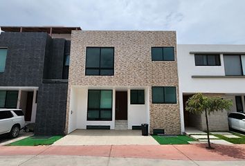 Casa en  Calle Paseo Solares 4175, Zapopan, Jalisco, 45019, Mex