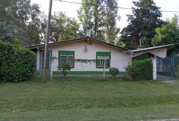 Casa en  Arturo Seguí, Partido De La Plata