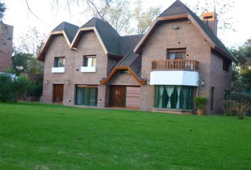 Casa en  María Del Parque, Partido De Ituzaingó