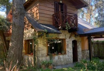 Casa en  Bosque Peralta Ramos, Mar Del Plata