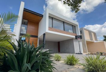 Casa en  Avenida Natura, Cholul, Mérida, Yucatán, 97305, Mex