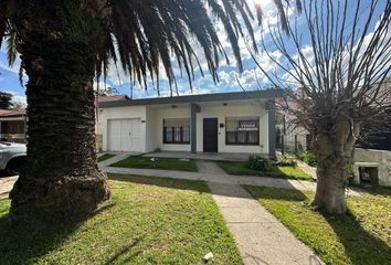 Casa en  Bernardino Rivadavia, Mar Del Plata