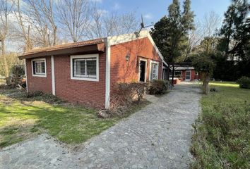 Casa en  Barrio Parque Sakura, Exaltación De La Cruz