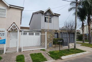 Casa en  Gregorio De Laferrere, La Matanza