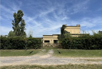 Casa en  Los Juncos, Partido De Luján