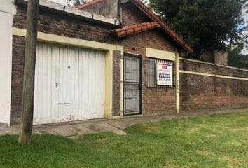 Casa en  Calle Zarate 2964, Ituzaingó Centro, Ituzaingó, Provincia De Buenos Aires, Arg