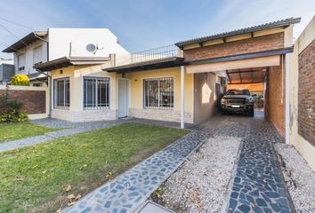 Casa en  Fisherton, Rosario