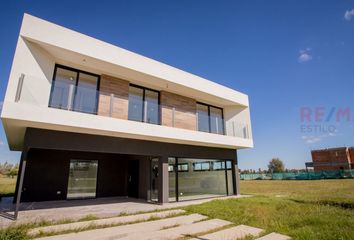 Casa en  Haras Del Sur Iii, Brandsen