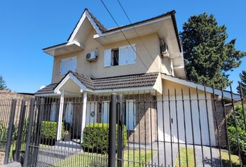 Casa en  Burzaco, Partido De Almirante Brown