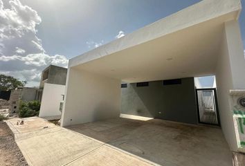 Casa en  Privada 49, Dzitya, Mérida, Yucatán, 97302, Mex