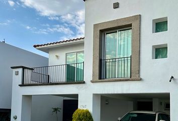 Casa en  Privada Cumbres, Cumbres, Irapuato, Guanajuato, 36670, Mex