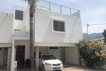 Casa en  Calle Bosques Del Poniente, Bosques Del Poniente, Ciudad Santa Catarina, Santa Catarina, Nuevo León, 66362, Mex