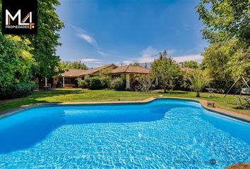 Casa en  Lo Barnechea, Provincia De Santiago