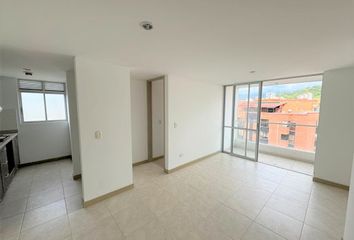 Apartamento en  Los Alamos, Pereira