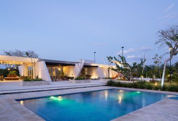 Lote de Terreno en  Calle 21, Kikteil, Mérida, Yucatán, 97303, Mex