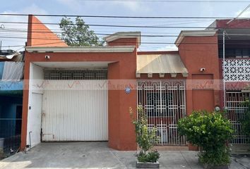 Casa en  Calle Abraham Villarreal 113, Miguel Alemán, San Nicolás De Los Garza, San Nicolás De Los Garza, Nuevo León, 66470, Mex