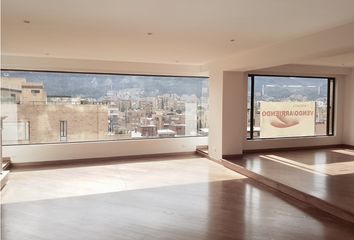 Apartamento en  La Carolina, Bogotá