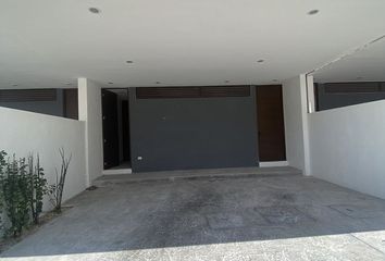 Casa en  Calle 20b, X Canatún, Mérida, Yucatán, 97302, Mex