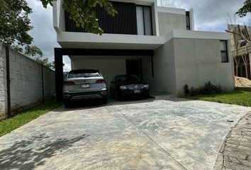 Casa en  Carretera A Temozón, X Canatún, Mérida, Yucatán, 97302, Mex