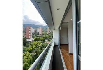 Apartamento en  El Tesoro, Medellín