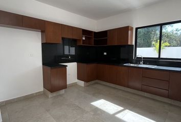 Casa en  Calle 21, Cholul, Mérida, Yucatán, 97305, Mex