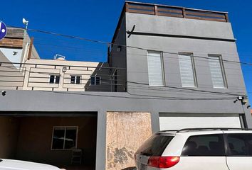 Casa en  Calle Fresnos, Granjas Familiares Del Matamoros, Tijuana, Baja California, 22203, Mex