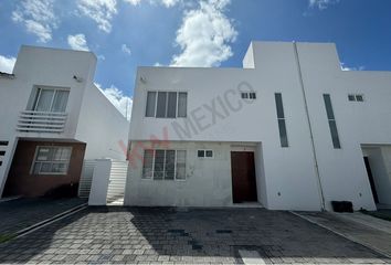 Casa en  Villas Palmira, Municipio De Querétaro