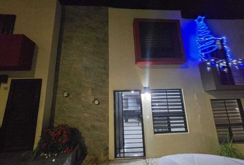 Casa en  Calle Gladiola, Toluquilla, San Pedro Tlaquepaque, Jalisco, 45599, Mex