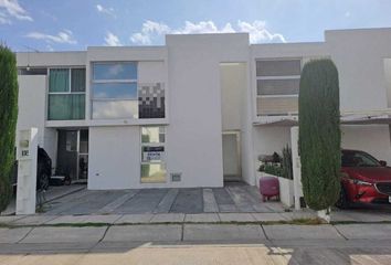 Casa en condominio en  Avenida Lombardía, Belmondo, Residencial Rancho San Miguel, Jesús María, Aguascalientes, 20908, Mex