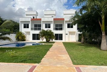 Casa en  Calle Ceiba, Ampliación Álamos, Cancún, Benito Juárez, Quintana Roo, 77533, Mex