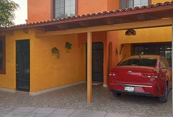 Casa en condominio en  Los Pilares, Santiago De Querétaro, Municipio De Querétaro