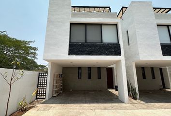 Casa en condominio en  Calle 21, Chuburna De Hidalgo, Mérida, Yucatán, 97205, Mex